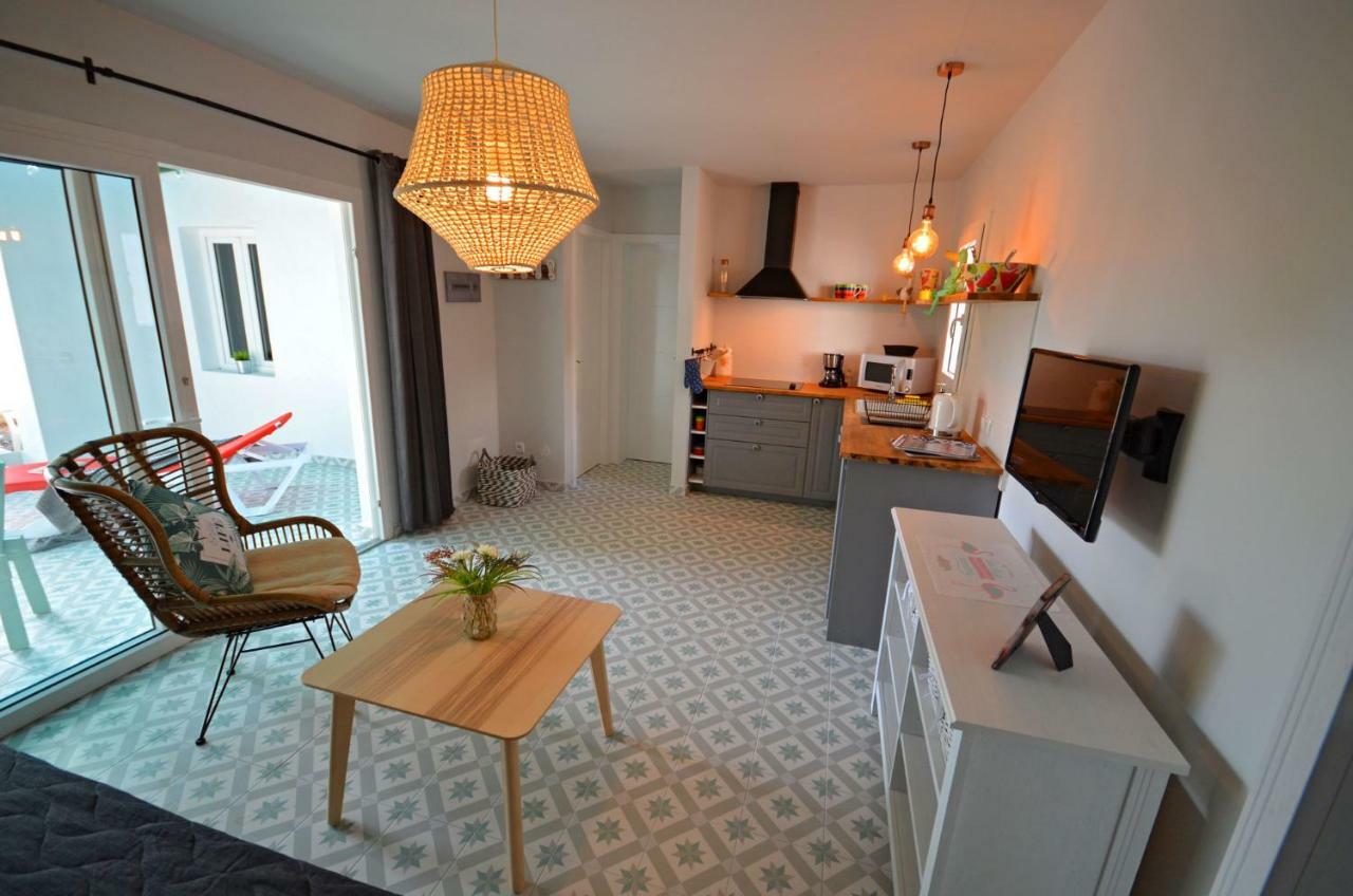 Ferienwohnung Presidente 2 - Pool - Glasfaserinternet - กอสตากาลมา ภายนอก รูปภาพ